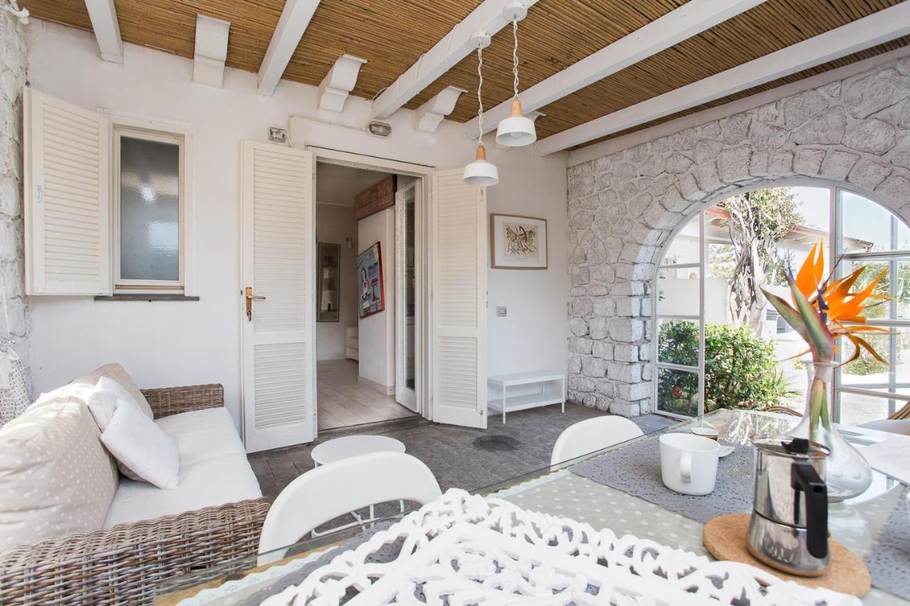 ליפארי Villa Sea Rose מראה חיצוני תמונה